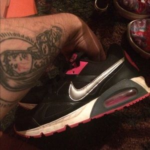 Nike air max